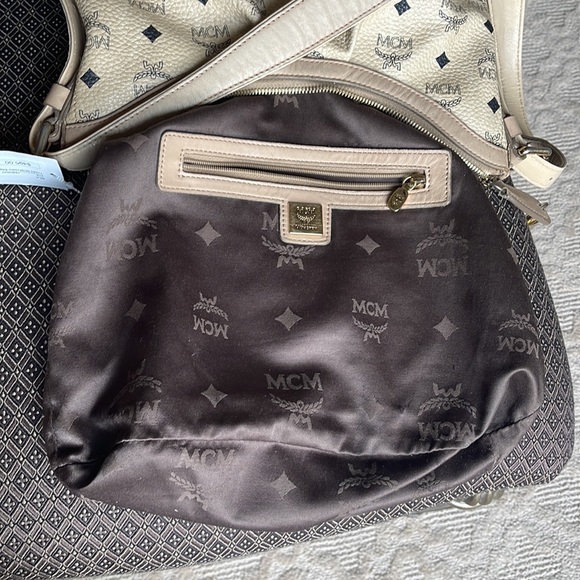 MCM BEIGE VISETOS COATED LOGO CANVAS & LEATHER HOBO SHOULDER OR CROSSBODY BAG - Picture 7 of 17